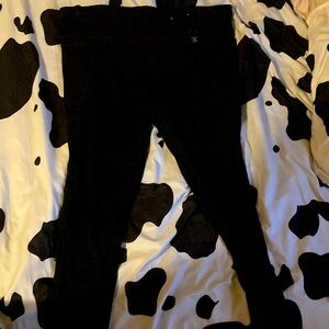 Black leggings